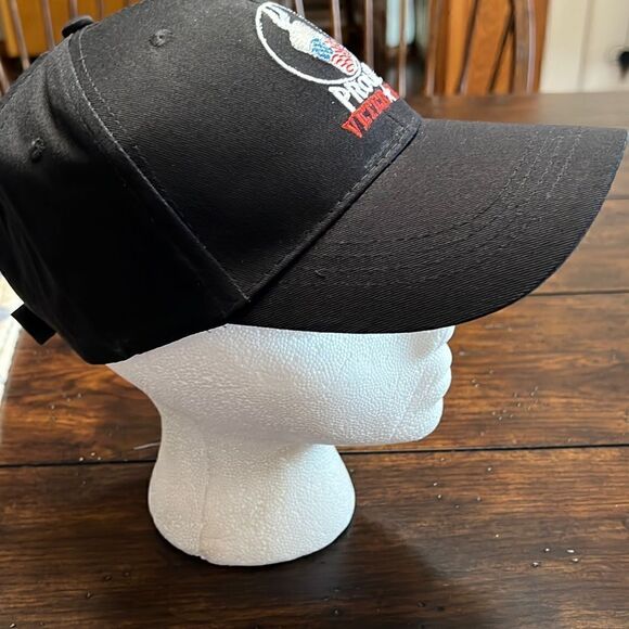 PROUD VETERAN HAT black hat w/ embroidered text & dog tags NWOT New adjustable - Picture 5 of 10